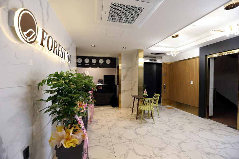 Public Area 3, Forest 701 Hotel, Buk