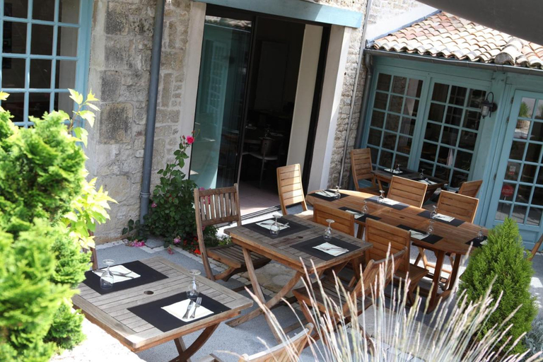Public Area 3, Logis Hostellerie de l'Abbaye, Deux-Sèvres