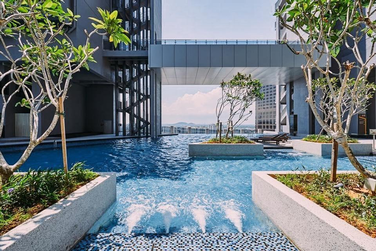 Sport & Beauty 3, MWHolidayA2407【Modern Suites】Sea+Pool View, Malacca City
