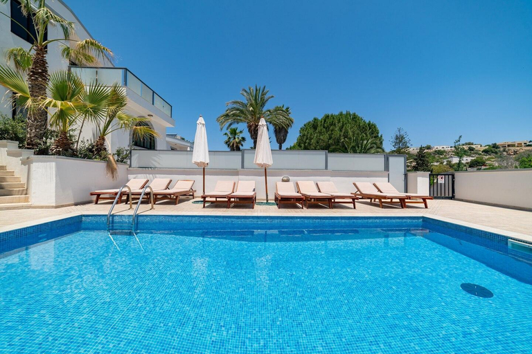 Sport & Beauty 2, Villa Sardinella 5 bedroom villa with private pool