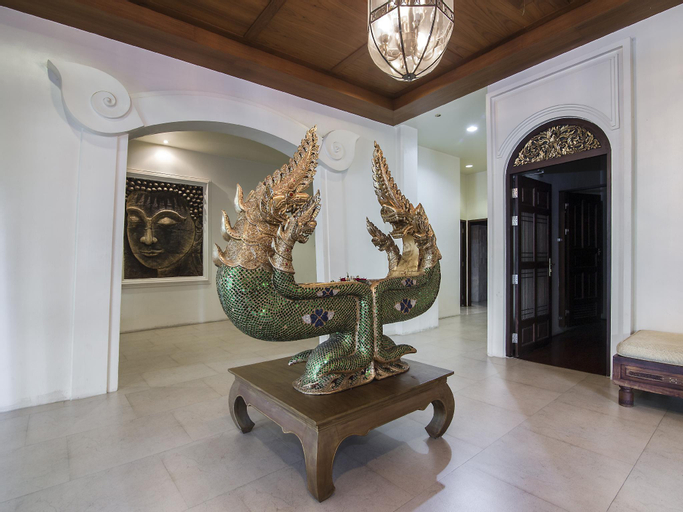 Jolly Suites & Spa Hotel, Chom Thong