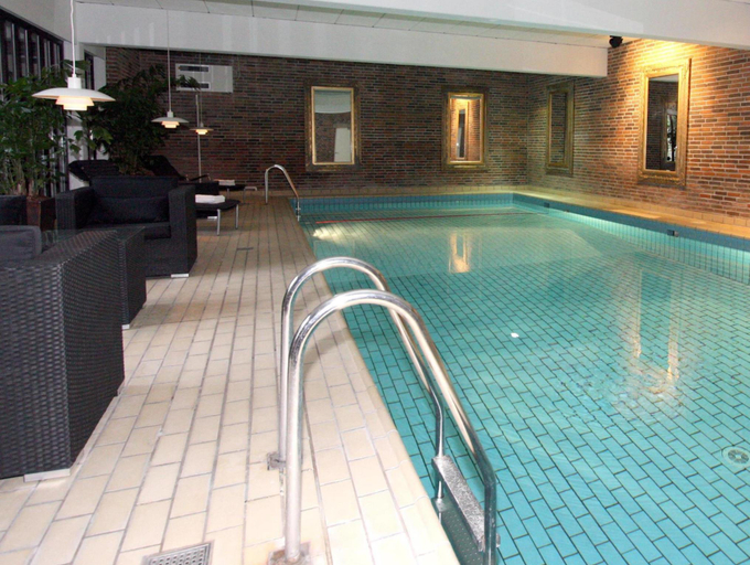 Sport & Beauty 2, KRYB I LY, Fredericia