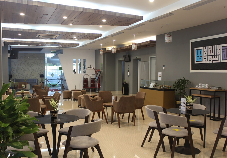 Food & Drinks 2, KHAS Gresik Hotel, Gresik
