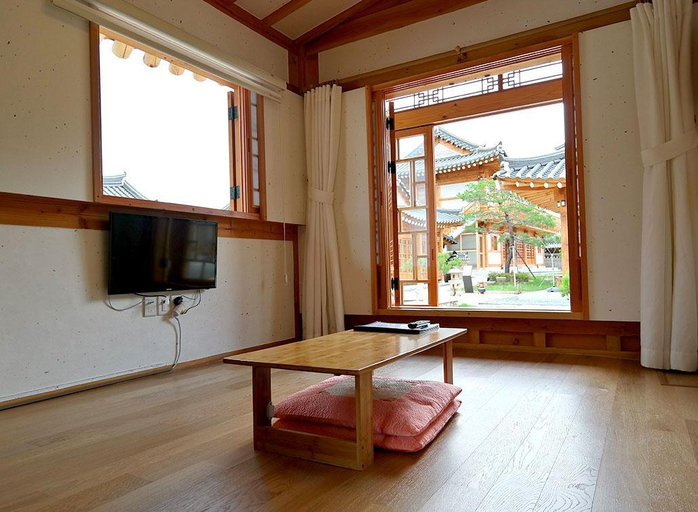 Bedroom 4, Hwangnamkwan Hanok Guesthouse, Gyeongju