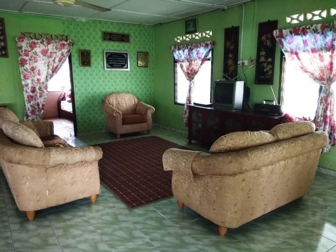Homestay Busu, Air Panas Gadek( Muslim Only), Alor Gajah