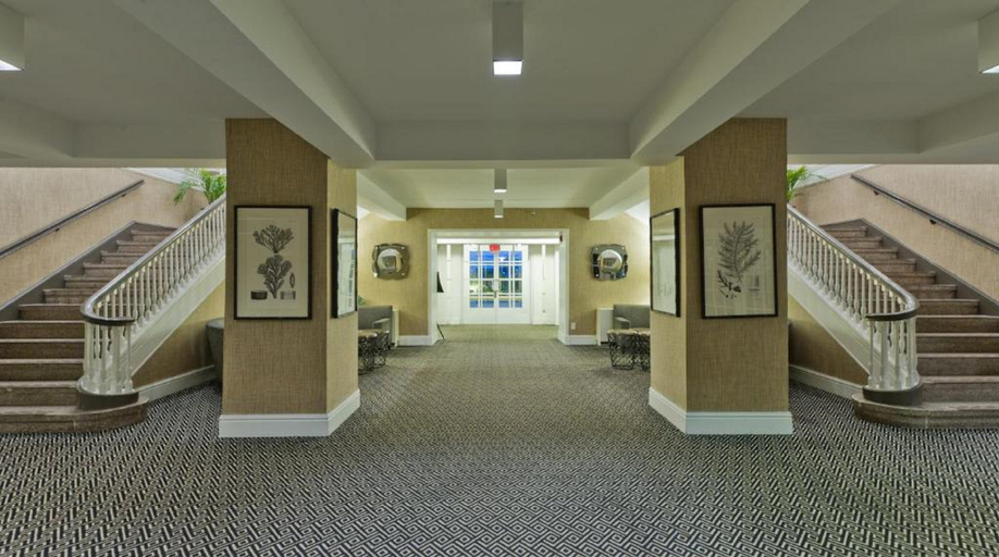 Public Area 2, Berkeley Oceanfront Hotel, Monmouth