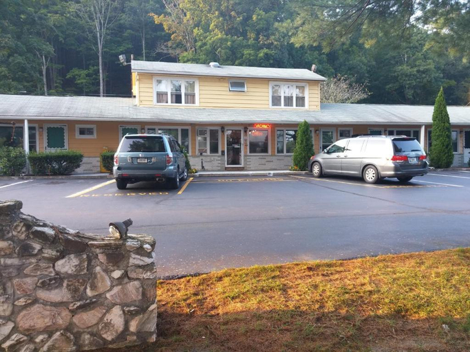 Public Area 2, Fairbridge Inn Express, Pike