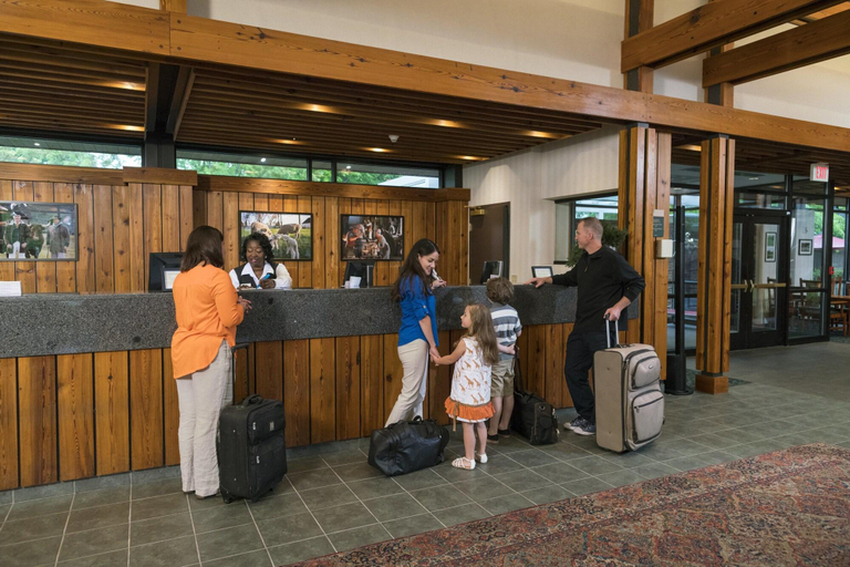 Public Area 2, Woodlands Hotel & Suites - A Colonial Williamsburg, Williamsburg