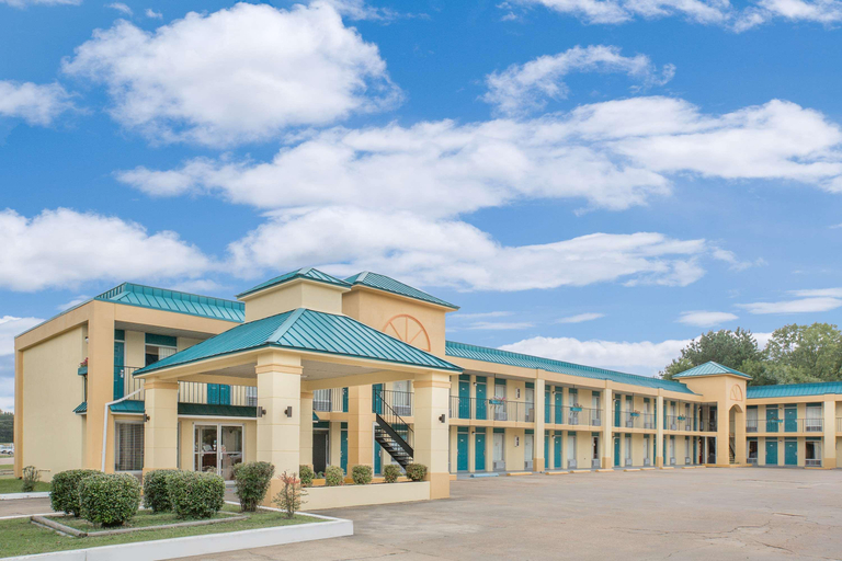Exterior & Views 2, Americas Best Value Inn Kosciusko, Attala