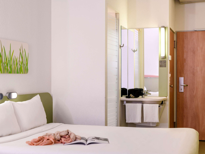 Bedroom 17