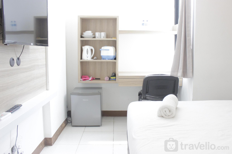 Modern and Comfy Studio Apartment at Lodge Paskal near BINUS University By Travelio, Bandung