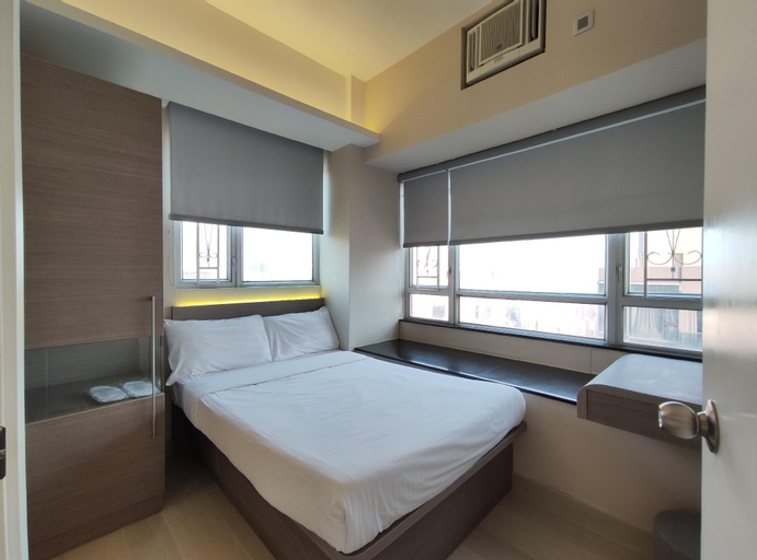 Three-bedroom suite, Kowloon City