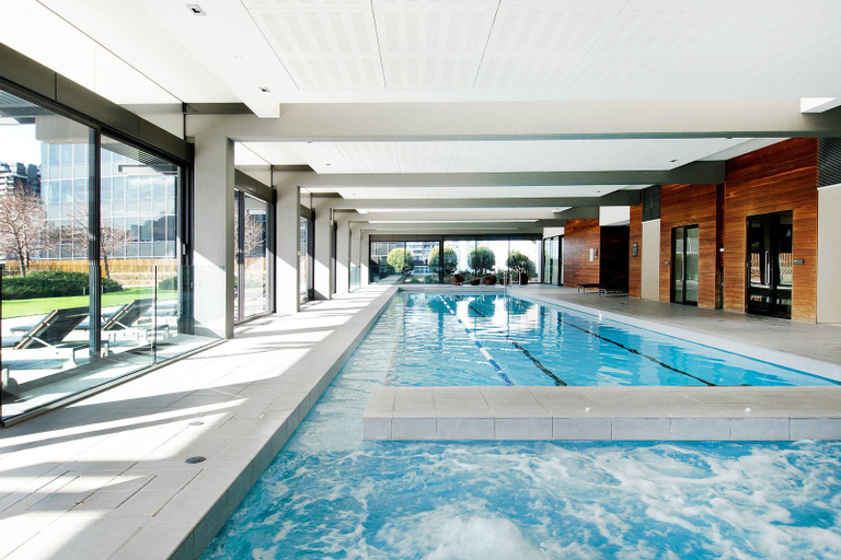 Sport & Beauty 2, Southbank Apartments Freshwater Place, Melbourne