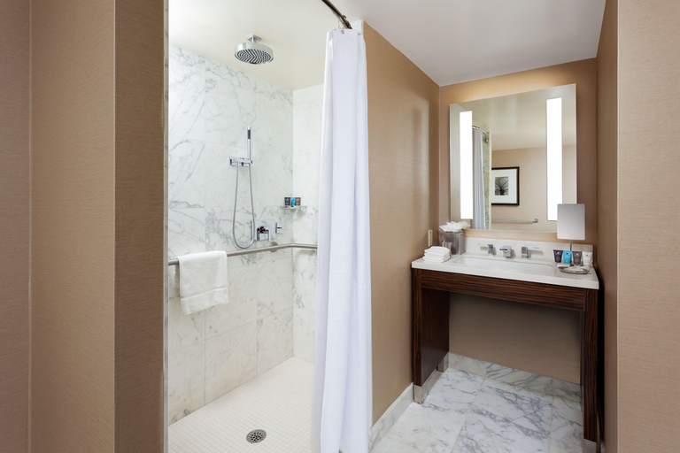 Bathroom 4, Hyatt Regency Times Square, New York