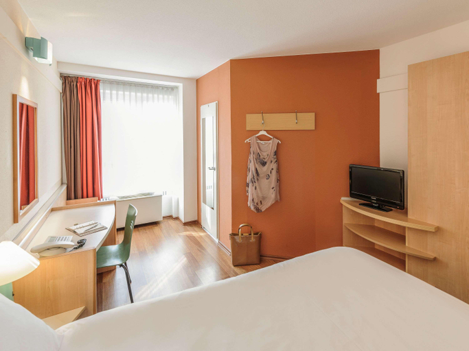 Bedroom 4, ibis Bamberg Altstadt, Bamberg