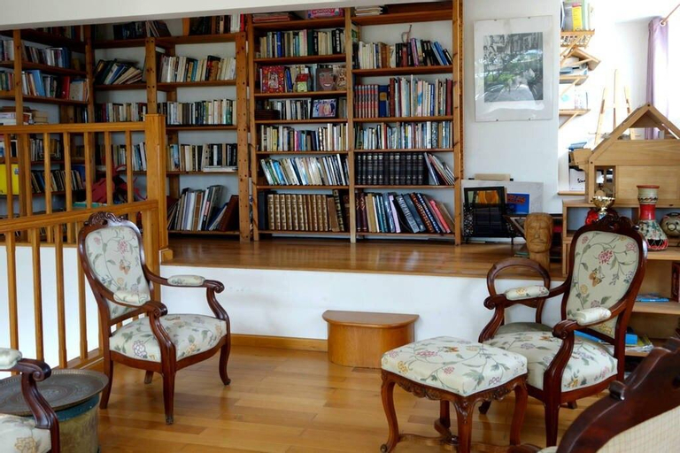Penthouse 2 bedrooms small apartment in share, Bình Thạnh