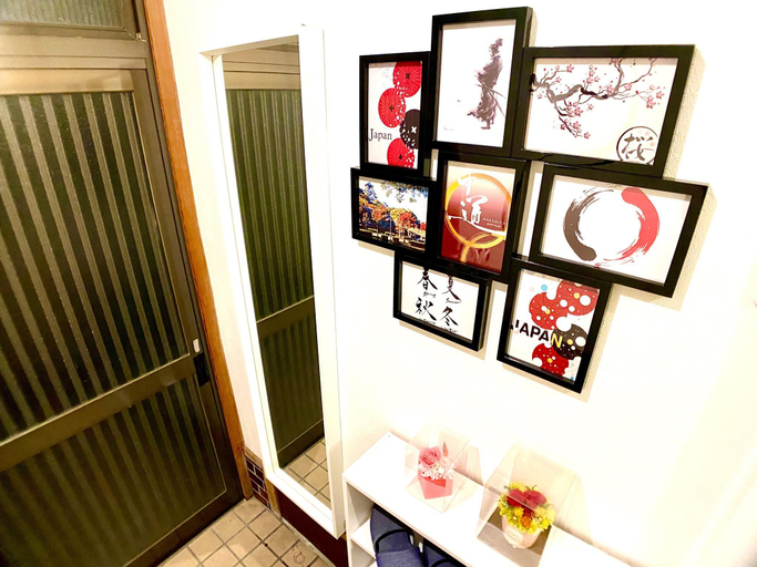 Others 3, Near Osaka Castle. 6 minutes to the station. , Osaka