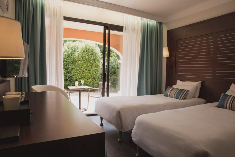 Bedroom 3, Hotel Les Jardins De Sainte Maxime, Var