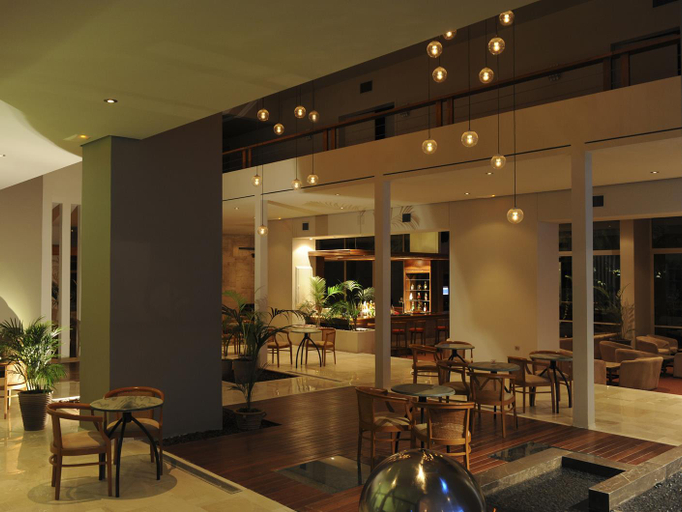Public Area 4, Hotel King Saron, Peloponnese