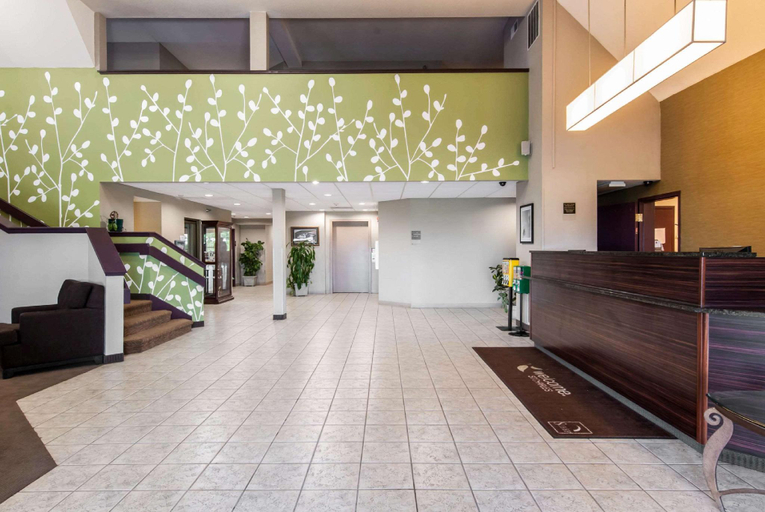 Public Area 2, Sleep Inn Saint Charles North, Saint Charles