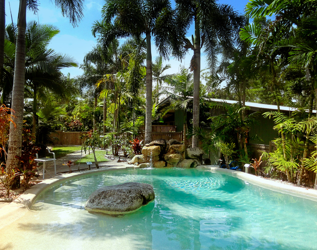 Sport & Beauty 2, Cassawong Cottages, Cardwell