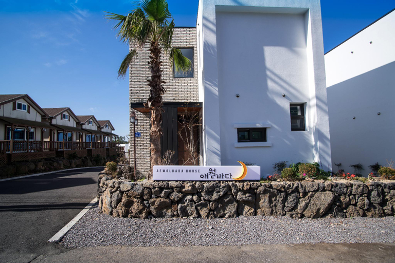 Aewol Bada Town House, Jeju