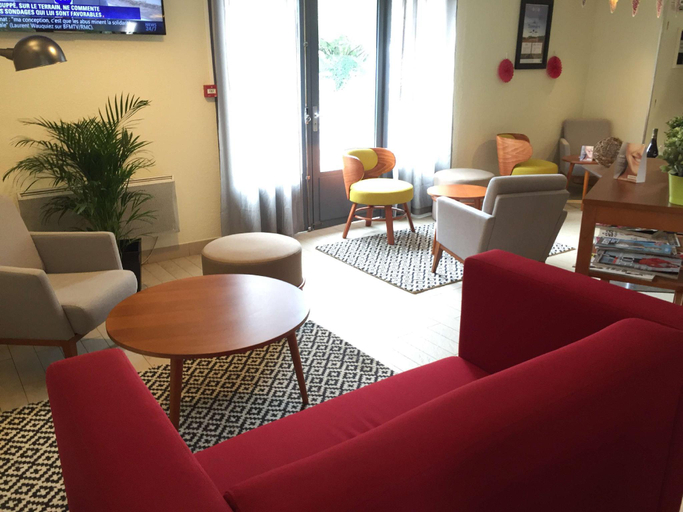Public Area 3, Campanile Evry Est - Saint-Germain les Corbeil, Essonne