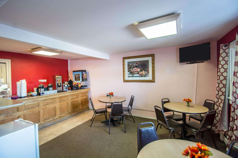 Public Area 2, Econo Lodge Hornell, Steuben