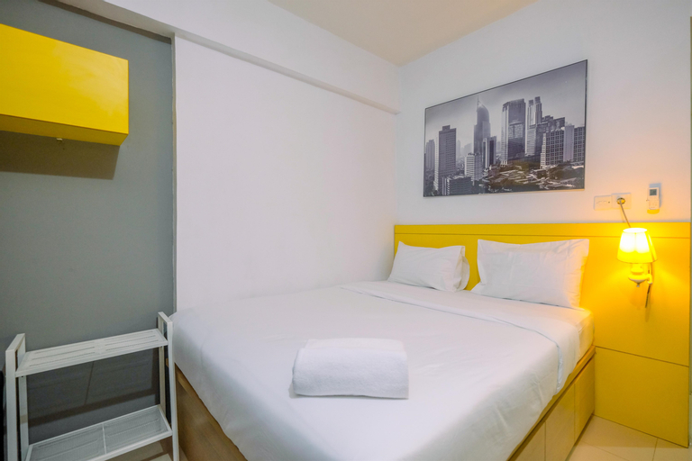 Warm and Cozy Studio Park View Condominium Apartment By Travelio, Depok