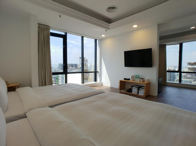 Bedroom 1, The First Plaza Hotel, Taichung