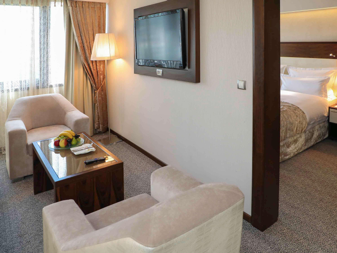 Bedroom 13