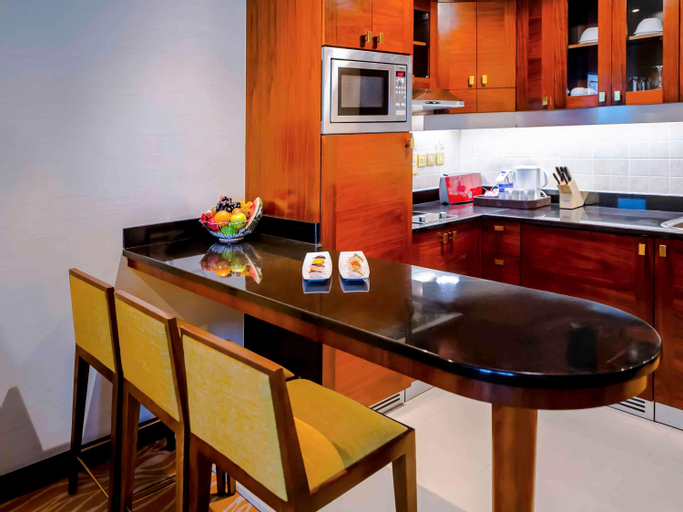 Dining Room 7