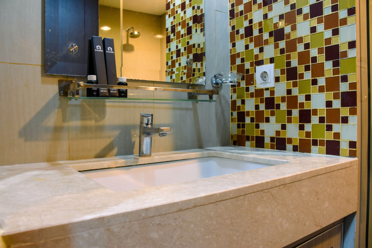 Bedroom 3, Chic and Cozy 1BR Apartment at H Residence near MT Haryono By Travelio, East Jakarta