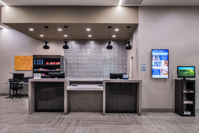 Public Area 2, Best Western Plus Temecula Wine Country Hotel &Suites, Riverside