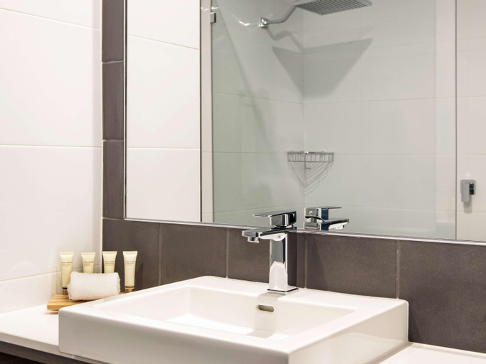 Bathroom 5