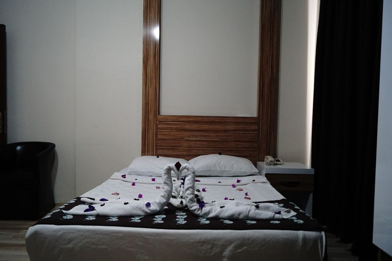 Bedroom 3, Aslan Corner Hotel, Alanya
