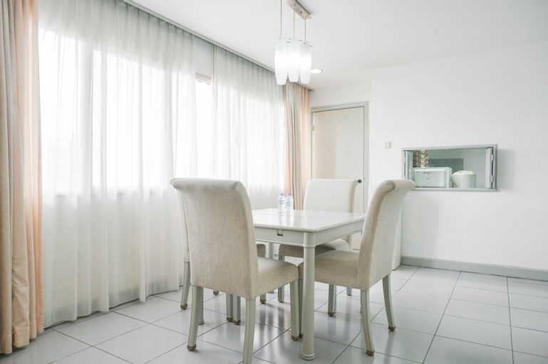 Simple and Comfy 1BR at Palm Court Apartment By Travelio, Jakarta Selatan