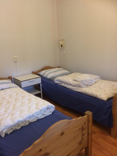 Bedroom 3, Sotra Rorbusenter, Sund