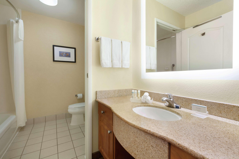 Bathroom 4, Best Western Bandera Suites & Saloon, Bandera