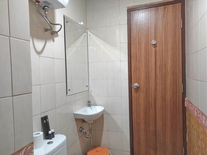 Bedroom 4, Best Deal and Cozy 2BR Vida View Apartment By Travelio, Makassar