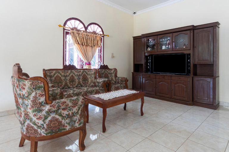 Public Area 2, OYO 2916 Op Samuel Homestay, Pematangsiantar