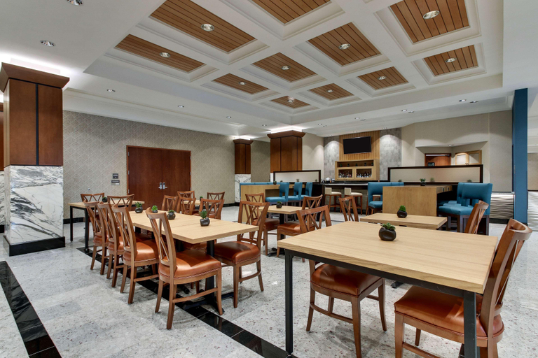 Public Area 2, Drury Plaza Hotel Richmond, Henrico