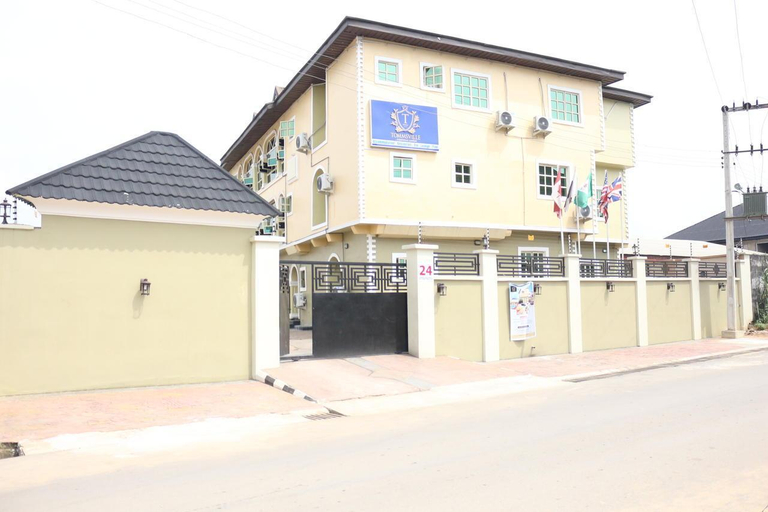 Others 4, TommsVille Hotels, Uyo