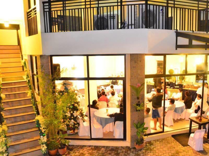 Public Area 2, El Renzo Hotel Tagaytay, Alfonso