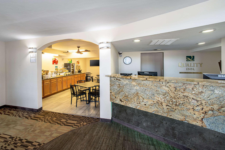 Public Area 2, Quality Inn Near Six Flags St. Louis, Franklin
