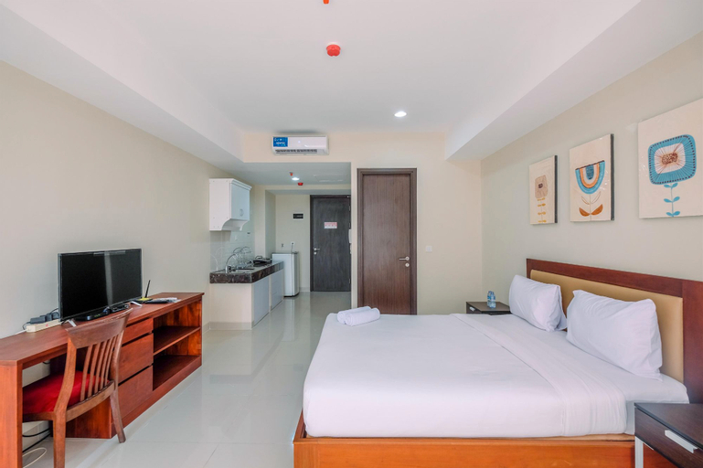 Fancy and Nice Studio Apartment at Nine Residence By Travelio, Jakarta Selatan