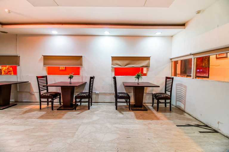Food & Drinks 5, Via Stay Residency, Delhi