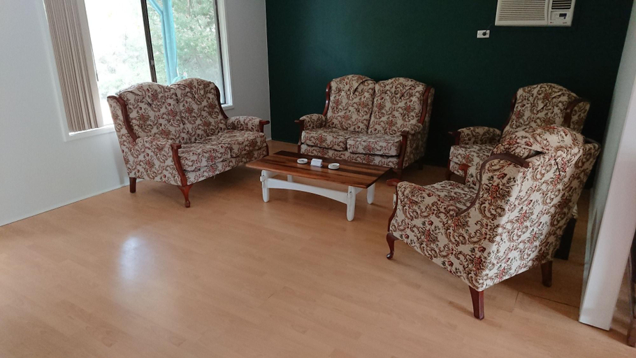 Public Area 3, The Cottage on George Street, Serpentine-Jarrahdale