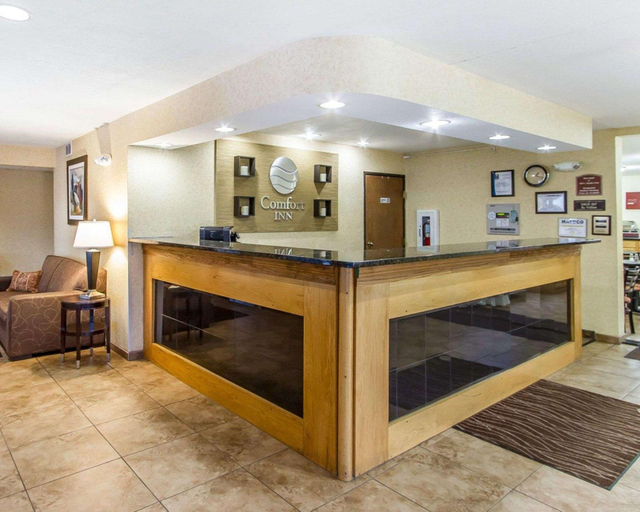 Public Area 2, Quality Inn Macomb near University Area, McDonough