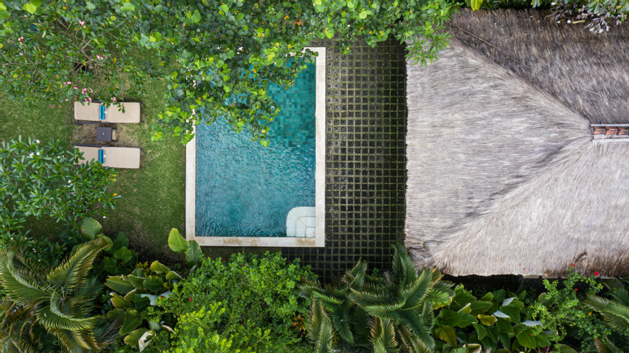 Swimming Pool 1